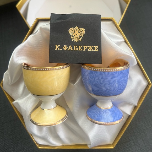 Faberge Bone China Egg Cup the Royal Collection - Picture 1 of 11